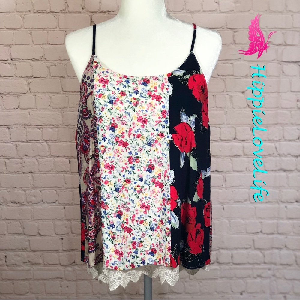 UMGEE Top Floral Print. Adjustable straps NWT MED